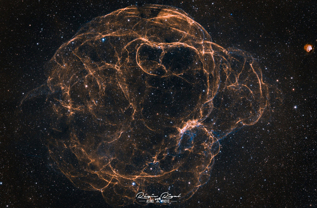 sh2-240-full-pixinsight-hoo.jpg